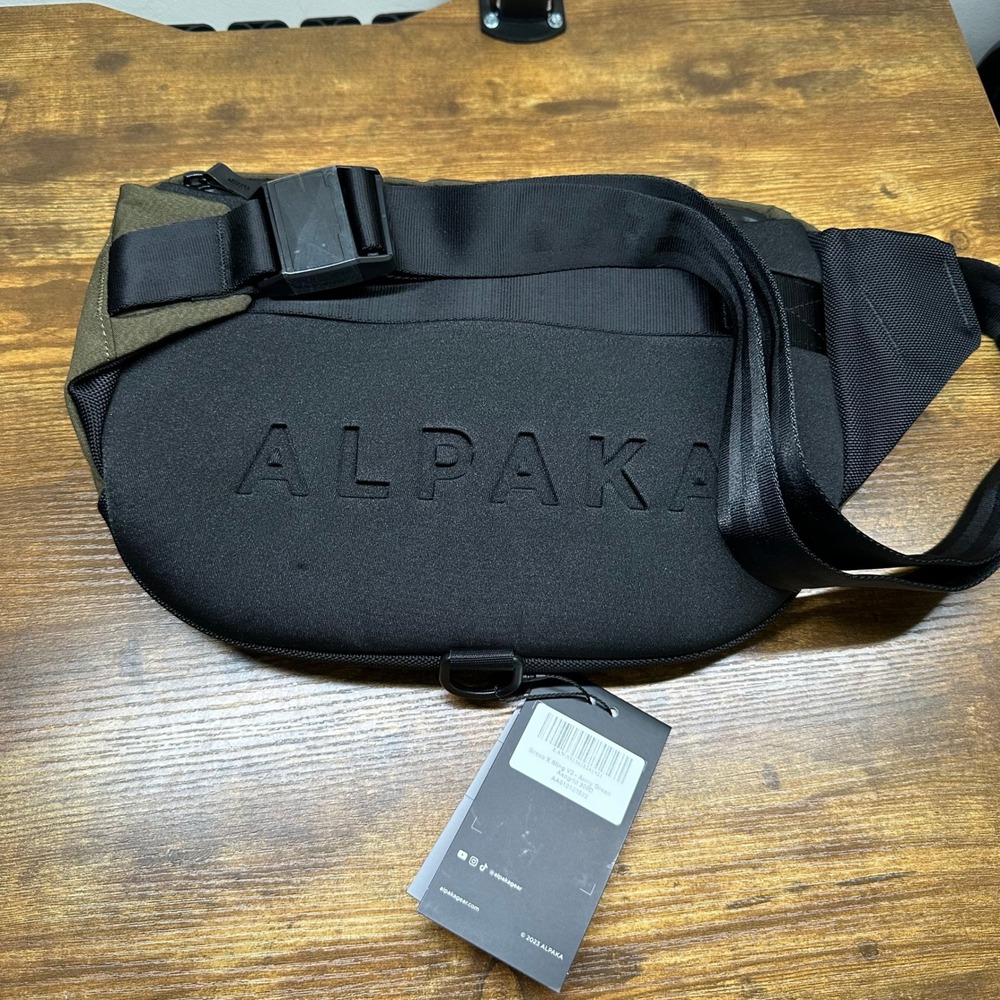NEW Alpaka Bravo X Sling V2 Army Green Axogrid 300D Tech Bag Travel Business - Picture 8 of 13
